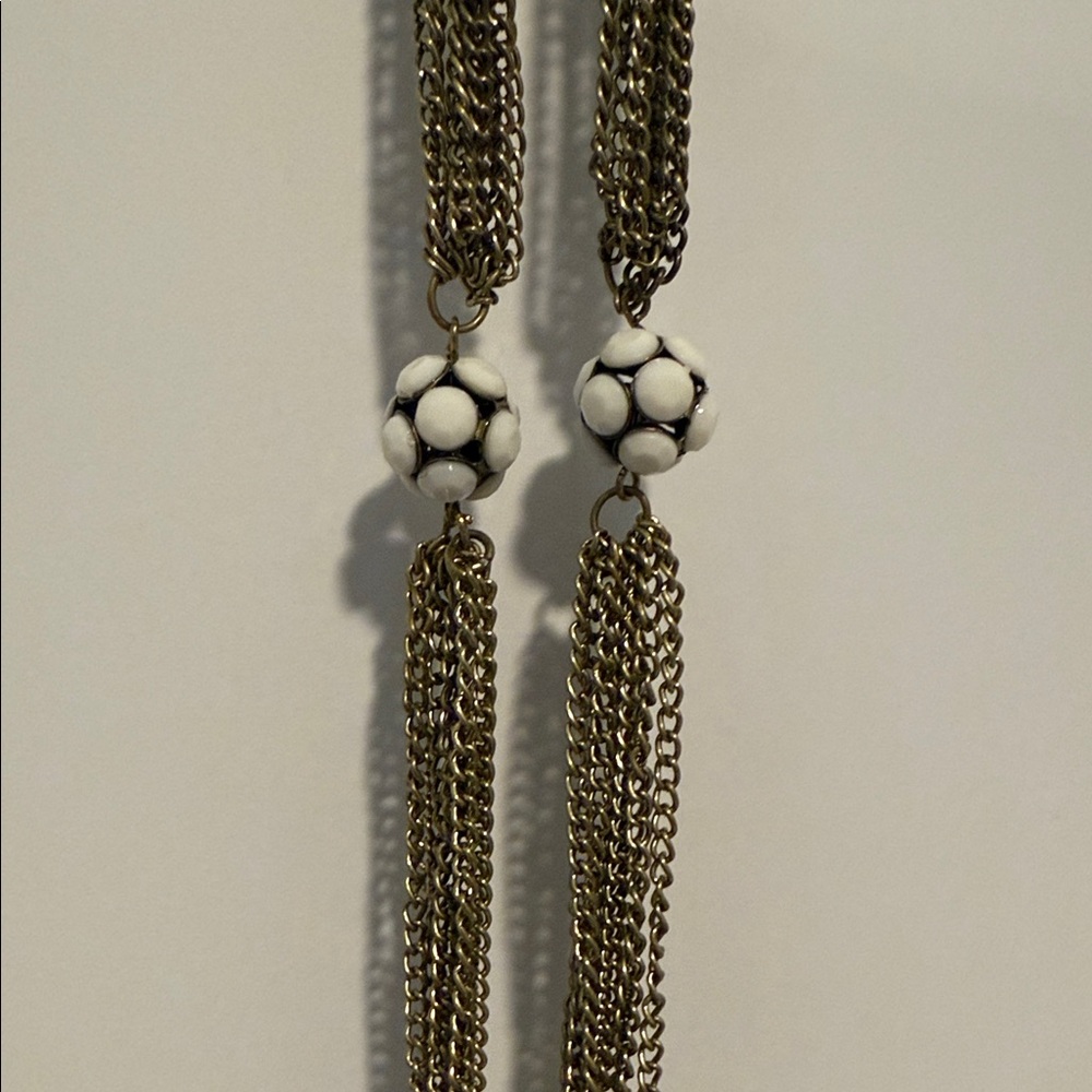 Chic Gold and White Necklace